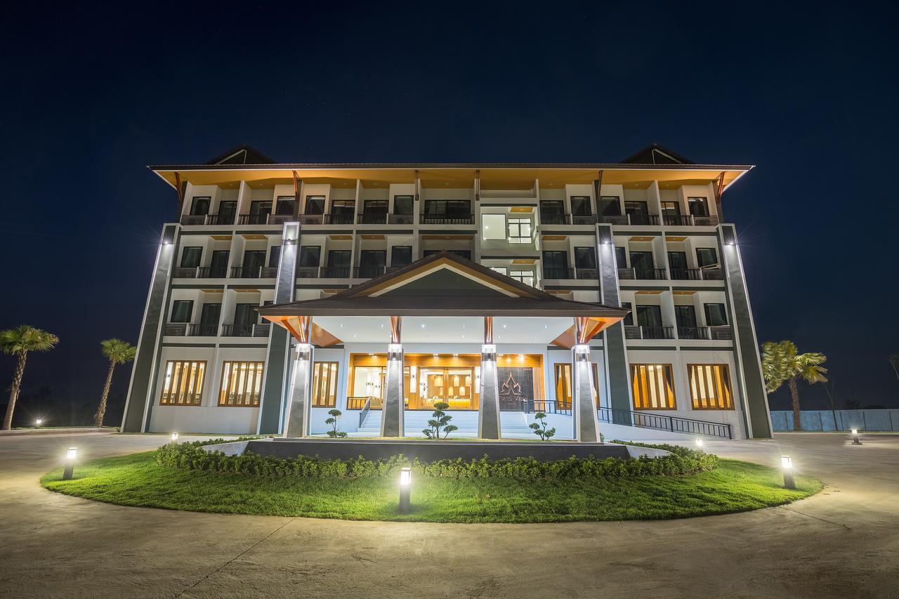 Sann View Hotel Thoeng Buitenkant foto