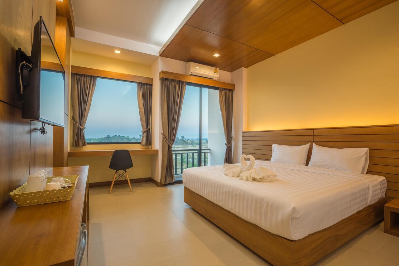 Sann View Hotel Thoeng Buitenkant foto