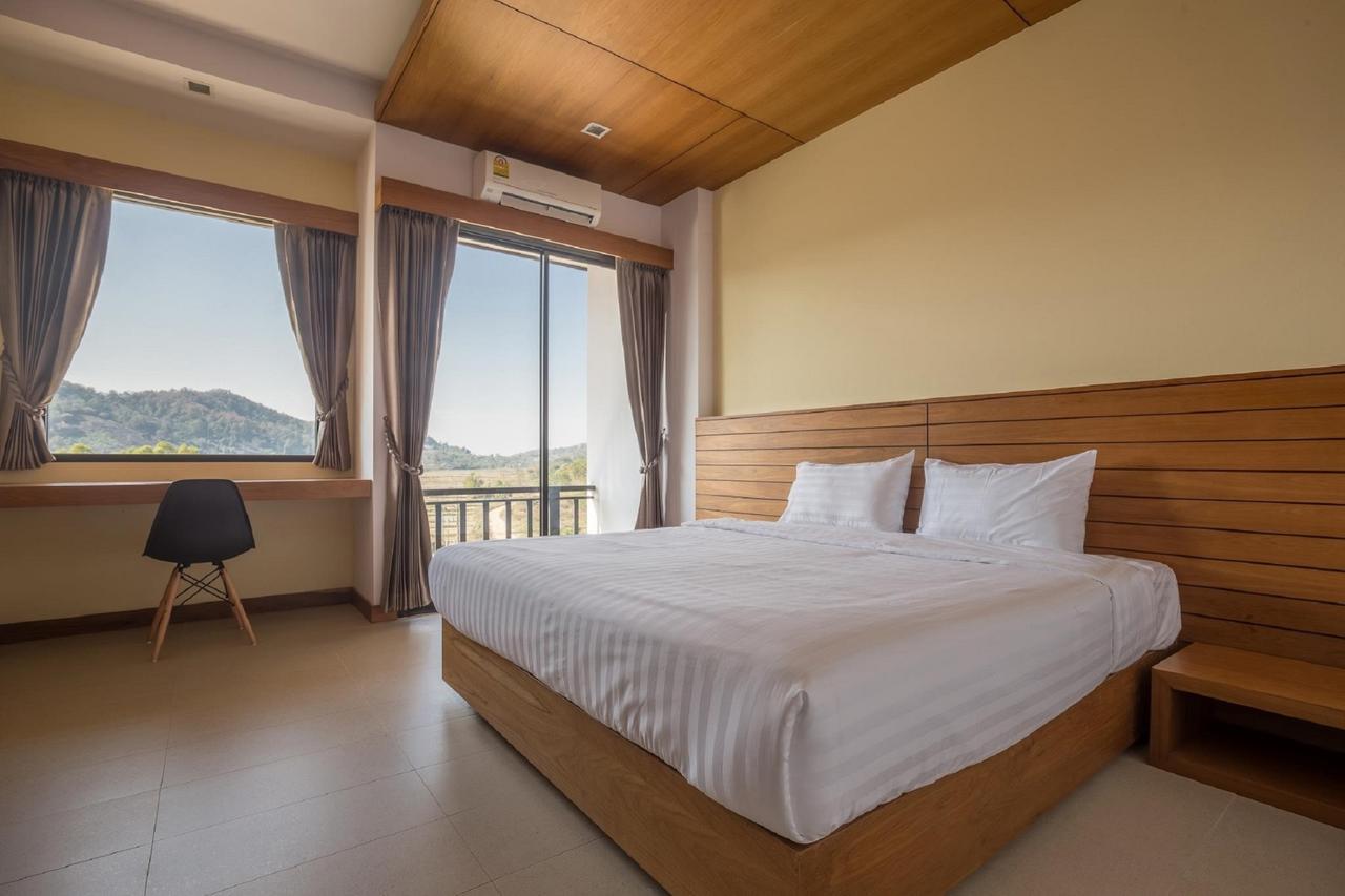 Sann View Hotel Thoeng Buitenkant foto