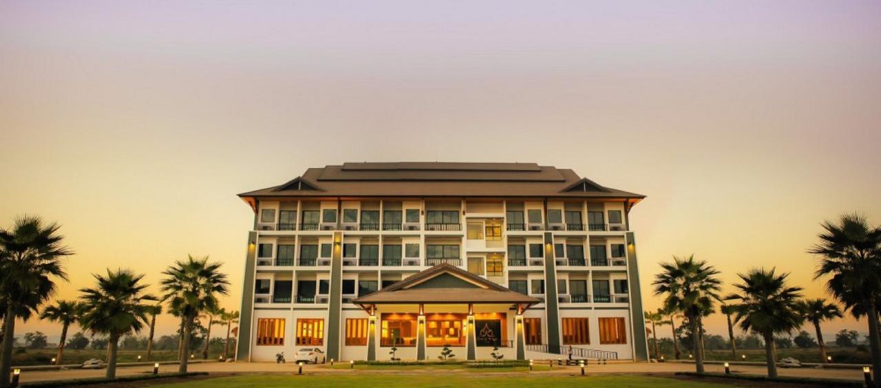 Sann View Hotel Thoeng Buitenkant foto